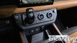 Land Rover Defender 110 P400 X 2024 года из Южной Кореи