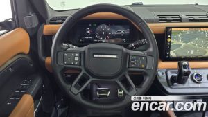 Land Rover Defender 110 P400 X 2024 года из Южной Кореи