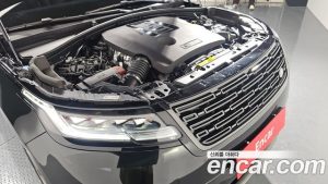 Land Rover Range Rover Velar 3.0 P400 Dynamic HSE 2025 года из Южной Кореи