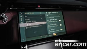Land Rover Range Rover Velar 3.0 P400 Dynamic HSE 2025 года из Южной Кореи