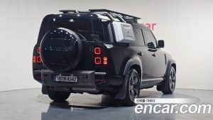 Land Rover Defender 130 D300 X- HSE 2024 года из Южной Кореи