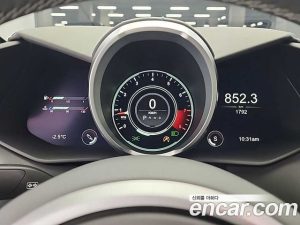 Astonmartin Vantage 4.0 V8 Roadster 2023 года из Южной Кореи