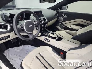 Astonmartin Vantage 4.0 V8 Roadster 2023 года из Южной Кореи
