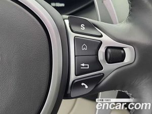 Astonmartin Vantage 4.0 V8 Roadster 2023 года из Южной Кореи