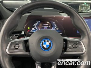 BMW iX1 xDrive 30 M Sport 2023 года из Южной Кореи