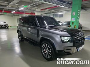 Land Rover Defender 110 P400 X 2023 года из Южной Кореи