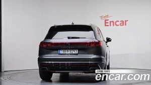 Volkswagen Touareg 3.0 TDI R-Line 2025 года из Южной Кореи