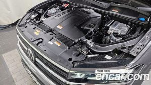 Volkswagen Touareg 3.0 TDI R-Line 2025 года из Южной Кореи