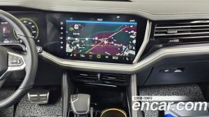 Volkswagen Touareg 3.0 TDI R-Line 2025 года из Южной Кореи