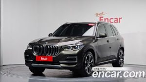 BMW X5 xDrive 40i xLine 2023 года из Южной Кореи