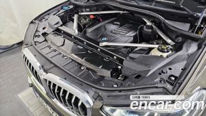 BMW X5 xDrive 40i xLine 2023 года из Южной Кореи