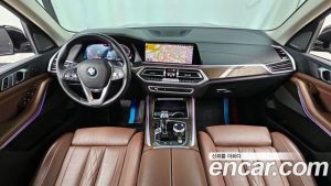BMW X5 xDrive 40i xLine 2023 года из Южной Кореи