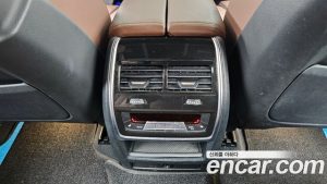 BMW X5 xDrive 40i xLine 2023 года из Южной Кореи