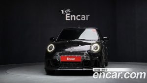 Mini Cooper Convertible JCW 2024 года из Южной Кореи