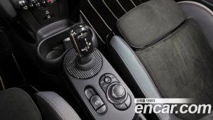 Mini Cooper Convertible JCW 2024 года из Южной Кореи