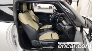 Mini Cooper SE ELECTRIC 2024 года из Южной Кореи