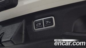 Kia Sorento HEV 1.6 2WD 2024 года из Южной Кореи