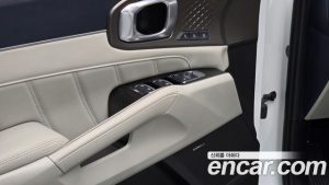 Kia Sorento HEV 1.6 2WD 2024 года из Южной Кореи