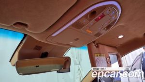 Genesis G70 Бензин 2.5T 2WD 2024 года из Южной Кореи