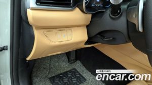 Genesis G70 Бензин 2.5T 2WD 2024 года из Южной Кореи