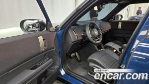 Mini Countryman ALL4 JCW First Edition 2025 года из Южной Кореи