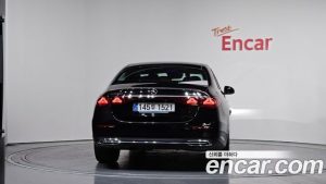 Mercedes-Benz E-Class E220d 4MATIC Exclusive 2025 года из Южной Кореи