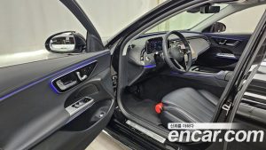 Mercedes-Benz E-Class E220d 4MATIC Exclusive 2025 года из Южной Кореи