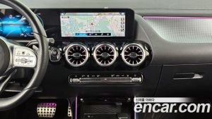 Mercedes-Benz EQA EQA250 AMG LINE 2023 года из Южной Кореи