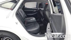 Hyundai Sonata 1.6 Turbo 2024 года из Южной Кореи