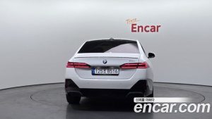 BMW 5-Series 520i Special Edition 2024 года из Южной Кореи