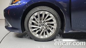 Lexus ES Executive 2026 года из Южной Кореи