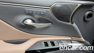 Lexus ES Executive 2026 года из Южной Кореи