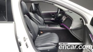 Mercedes-Benz E-Class E200 Avantgarde 2025 года из Южной Кореи