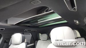 Land Rover Range Rover Sport P550E Dynamic HSE 2025 года из Южной Кореи