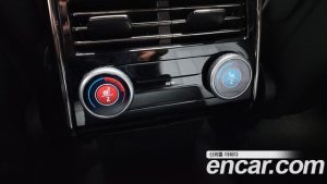 Land Rover Range Rover Sport P550E Dynamic HSE 2025 года из Южной Кореи