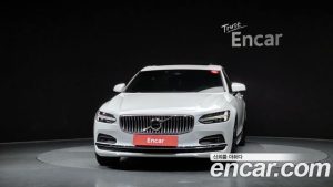 Volvo S90 B6 AWD ULTIMATE Bright 2023 года из Южной Кореи