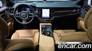 Volvo S90 B6 AWD ULTIMATE Bright 2023 года из Южной Кореи