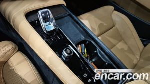 Volvo S90 B6 AWD ULTIMATE Bright 2023 года из Южной Кореи