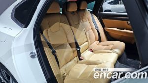 Volvo S90 B6 AWD ULTIMATE Bright 2023 года из Южной Кореи