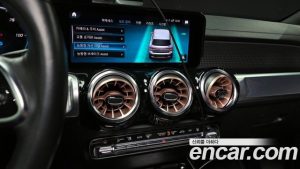 Mercedes-Benz EQB EQB300 4MATIC 2023 года из Южной Кореи