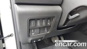 Renault-KoreaSamsung QM6 2.0 GDe LE Signature 2WD 2023 года из Южной Кореи