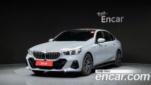 BMW 5-Series 520i M Sport 2025 года из Южной Кореи
