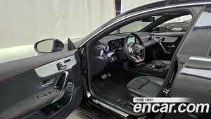 Mercedes-Benz CLA-Class CLA250 4MATIC 2023 года из Южной Кореи