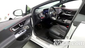 Mercedes-Benz EQE EQE350 4MATIC 2023 года из Южной Кореи