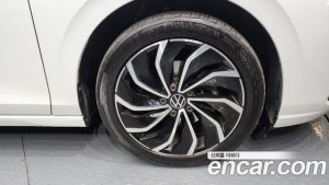 Volkswagen Golf 2.0 TDI Prestige 2022 года из Южной Кореи