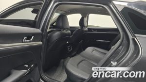 Kia K5 Noblesse 2024 года из Южной Кореи