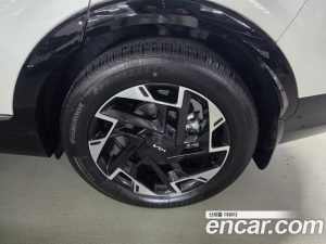 Kia Sportage Бензин 1.6 Turbo 2WD 2024 года из Южной Кореи