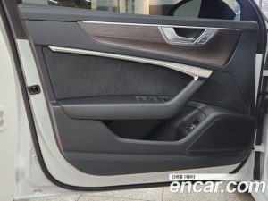 Audi A6 45 TFSI Premium 2025 года из Южной Кореи