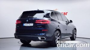 BMW X5 xDrive 40i M Sport 2023 года из Южной Кореи
