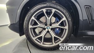 BMW X5 xDrive 40i M Sport 2023 года из Южной Кореи